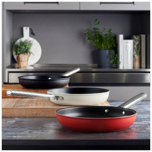 Tigaie Smeg CKFF2401BLM, Volum 1,9 l., Diametru 24 cm, Negru