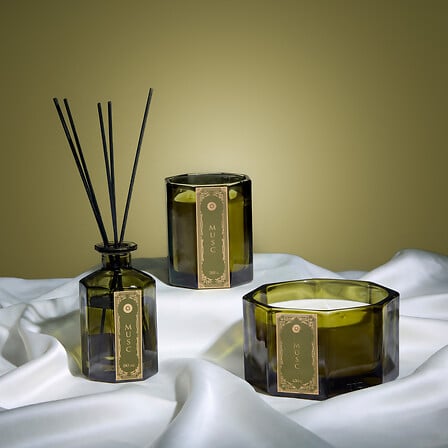 Ароматна свещ atmosphera Lucien, Мускус, 265 г, Тъмночервена