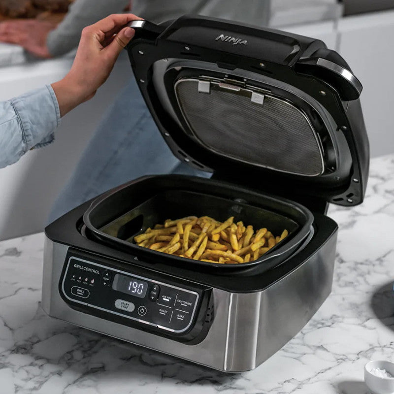 Friteuză cu aer cald Ninja AG301EU, 1750W, 5 funcții de gătit adaptive, gri/negru