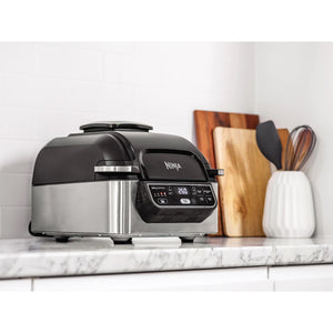 Friteuză cu aer cald Ninja AG301EU, 1750W, 5 funcții de gătit adaptive, gri/negru