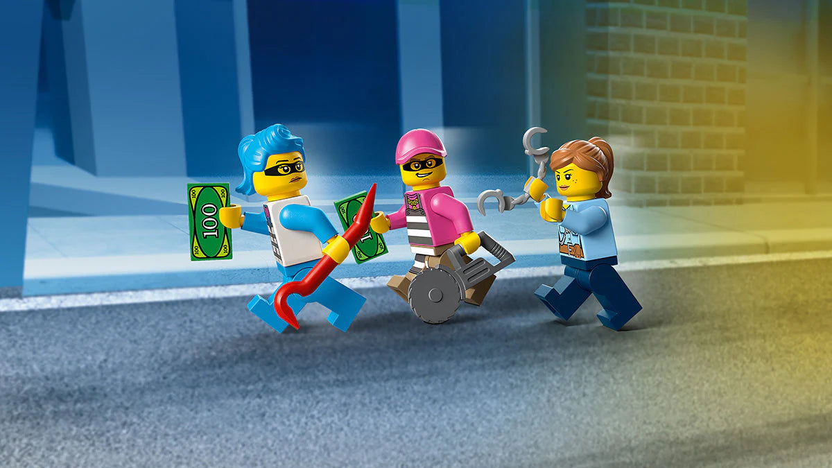 LEGO® City - Urmărirea poliției cu duba înghețatei 60314, 317 piese