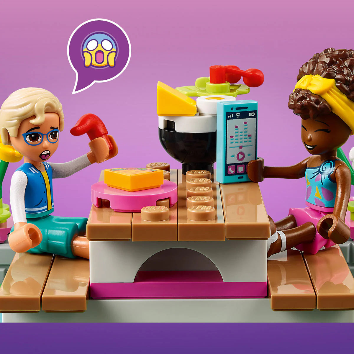 LEGO® Friends - Piața alimentară stradală 41701, 592 de piese