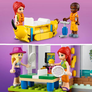 LEGO® Friends - Vila de pe plajă 41709, 686 de piese