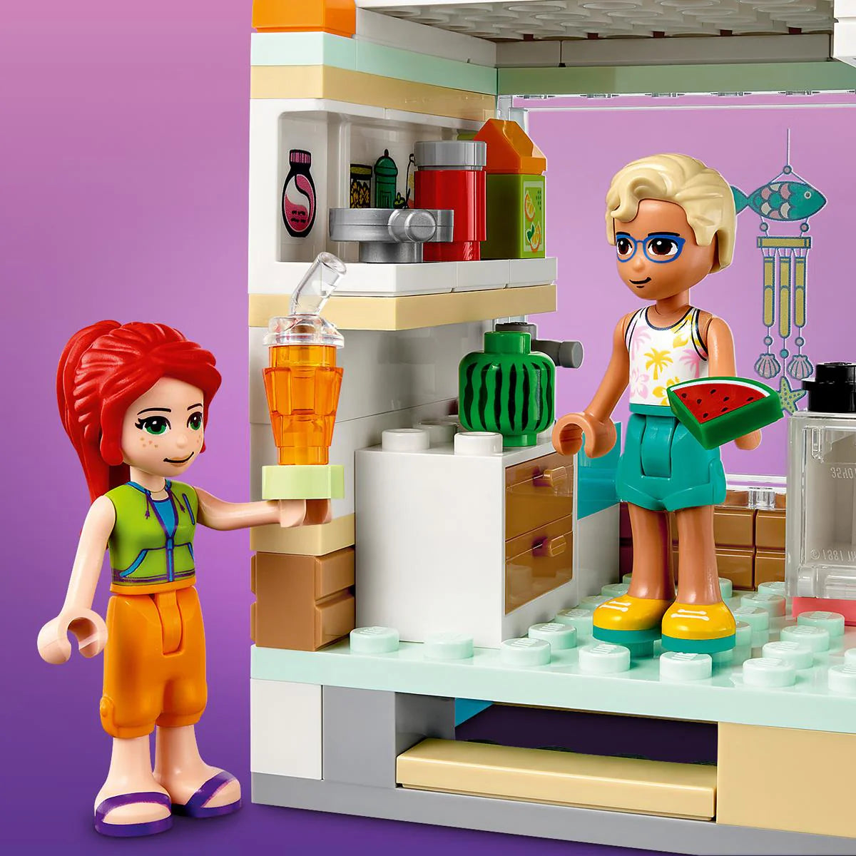 LEGO® Friends - Vila de pe plajă 41709, 686 de piese