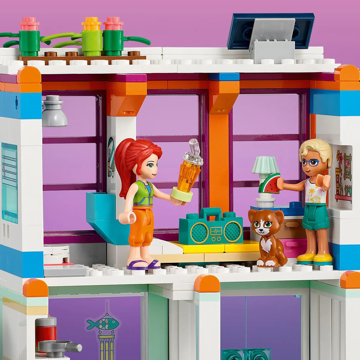 LEGO® Friends - Vila de pe plajă 41709, 686 de piese