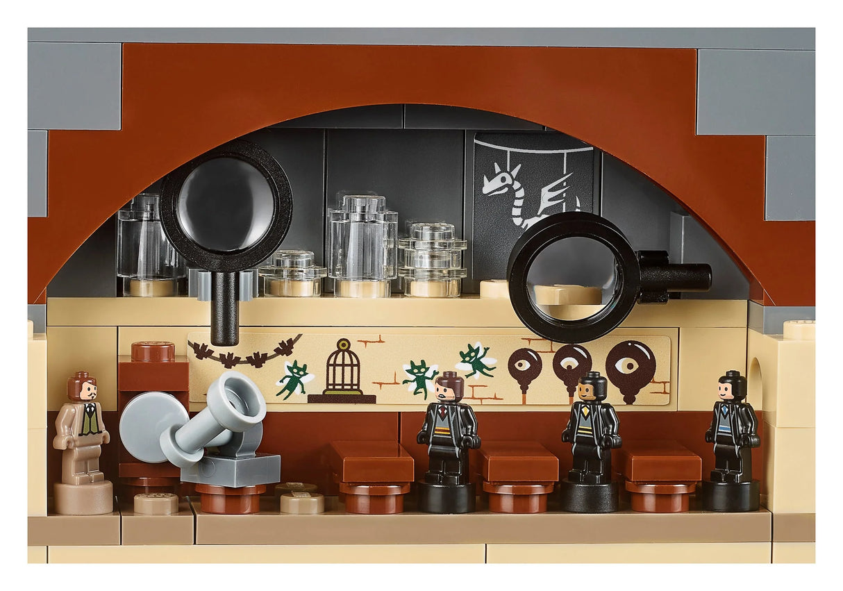 LEGO® Harry Potter™ - Castelul Hogwarts™ 71043, 6020 de piese