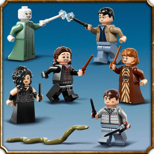 LEGO® Harry Potter™ - Bătălia de la Hogwarts 76415, 730 de piese