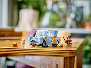 LEGO® Harry Potter™ - Fordul Zburător Anglia™ 76424, 165 de piese