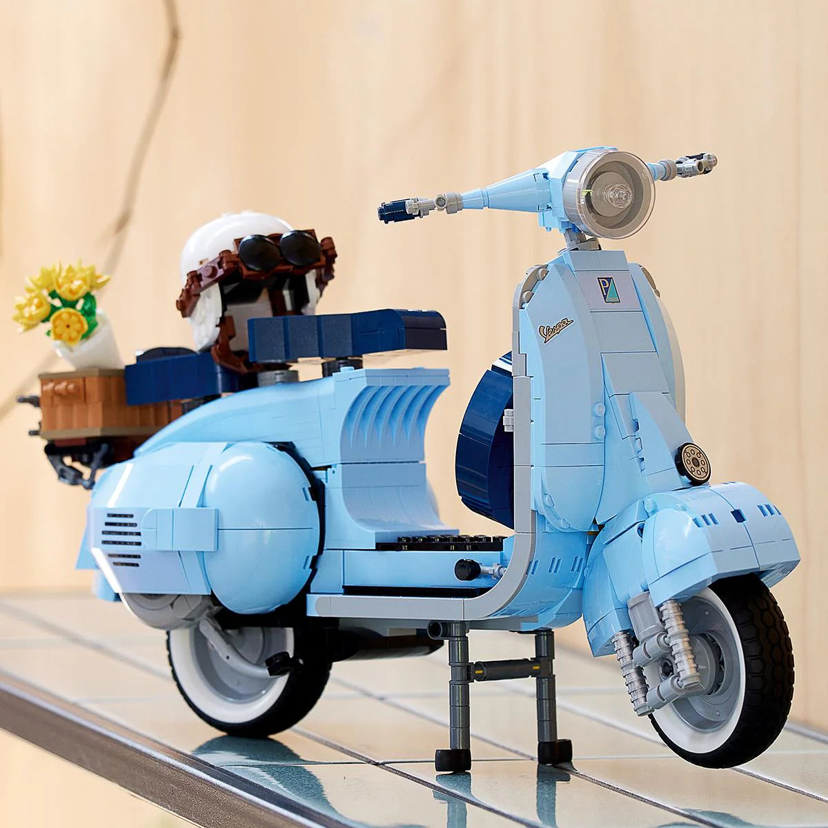 LEGO® Icons - Vespa 125 10298, 1106 piese