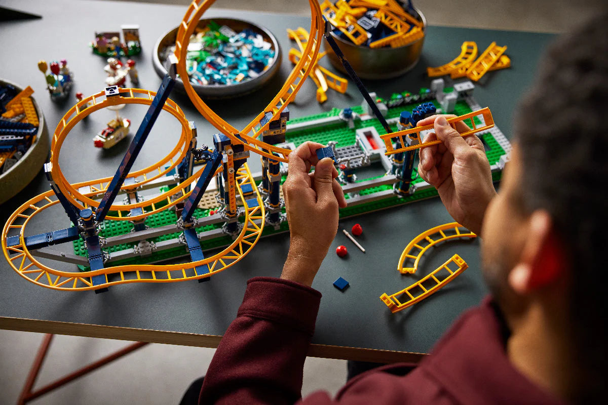 LEGO® Icons - Trenul parcului de distracții 10303, 3756 de piese