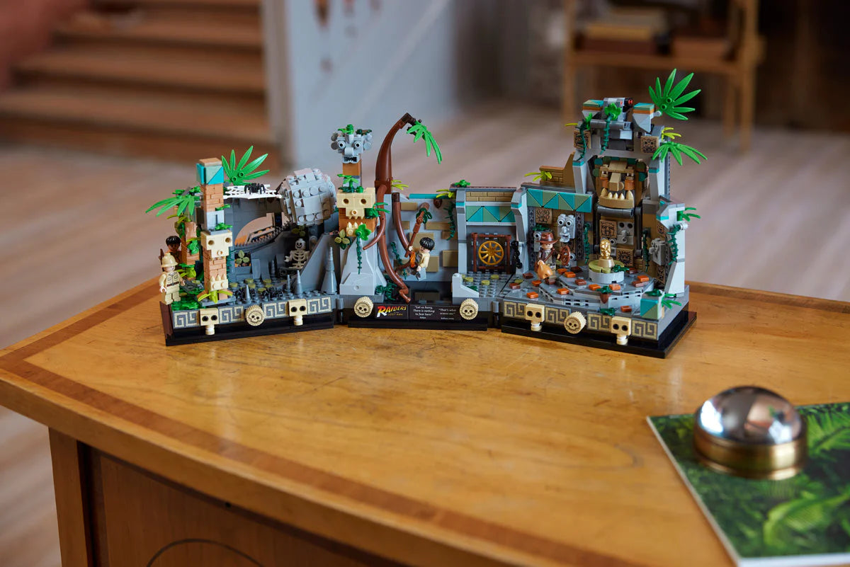LEGO® Indiana Jones - Templul Idolului de Aur 77015, 1545 de piese