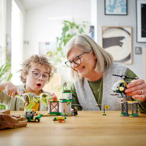 LEGO® Jurassic World - Evadarea din Tyrannosaurus Rex 76944, 140 de piese