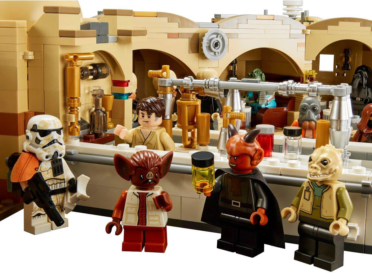 LEGO® Star Wars - Cantina Mos Eisley 75290, 3187 piese