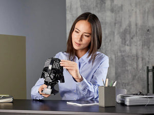 LEGO Star Wars - Cască Darth Vader 75304, 834 de piese