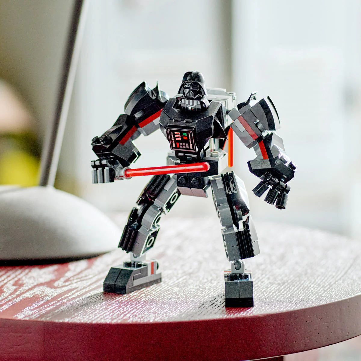 LEGO® Star Wars - Robotul Darth Vader 75368, 139 de piese