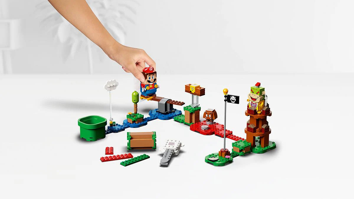 LEGO® Super Mario, Aventurile lui Mario - Set de bază 71360, 231 de piese