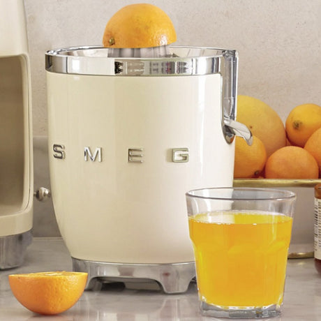 Presă de citrice Smeg CJF11CREU, 70 W, Cremă