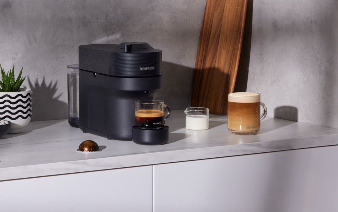 Aparat de cafea De'Longhi Nespresso Vertuo Pop ENV90.B, 1260W, 0,6 l, Negru