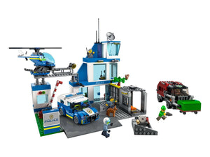 LEGO® City - Secție de poliție 60316, 668 de piese