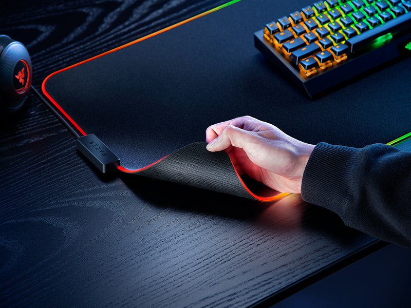 Mouse pad de gaming Razer Strider Chroma Hybrid