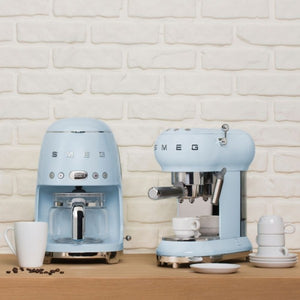 Espressor manual Smeg ECF01PBEU, 1350 W, 15 bar, Albastru