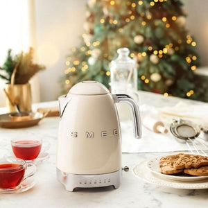 Fierbător electric SMEG Design retro din anii '50, 2400W, 1,7 l