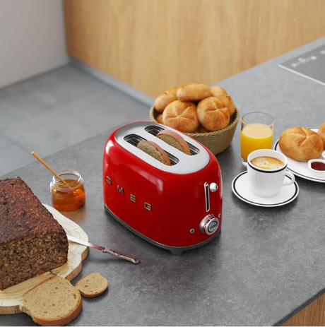 Prăjitor de pâine SMEG TSF01RDEU, stil anii '50, 950 W, 2 felii, 6 niveluri de prăjire, roșu
